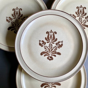 Pfaltzgraff Village Dinner Plates, Pfaltzgraff Dinner Plates Set 4