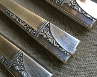 Oneida Caprice Silver Plated Dinner Knives Set