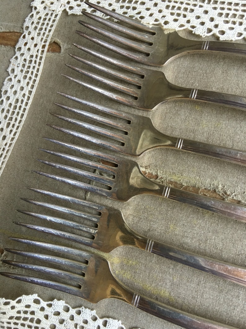 Oneida Caprice Silverplate Grille Forks Silver Nobility Plate Vintage 1937 Set ~ A2566 6