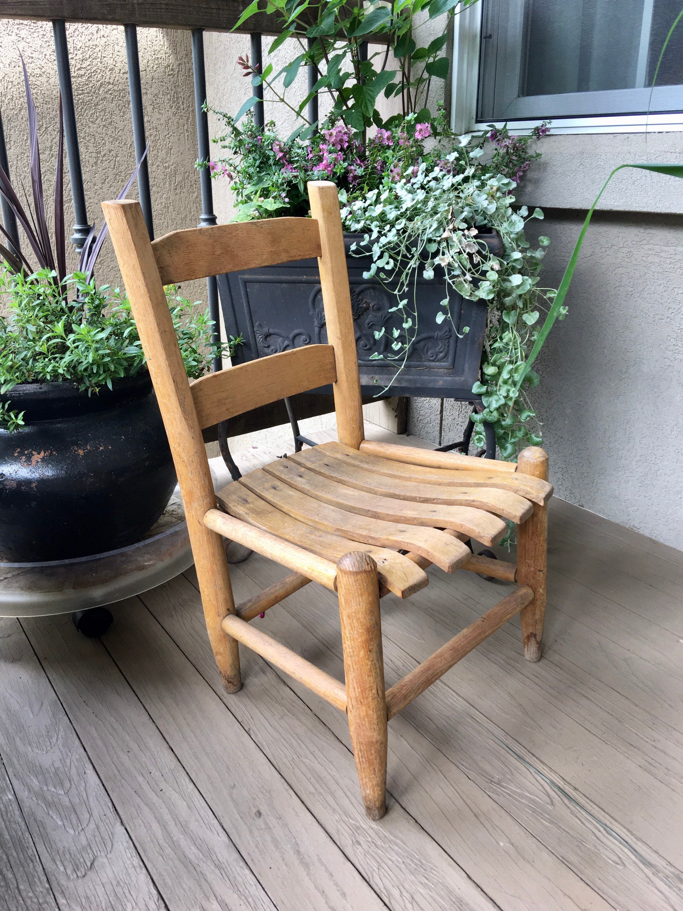 Childs Wooden Chair Vintage Wooden Childs Chair Etsy Nederland