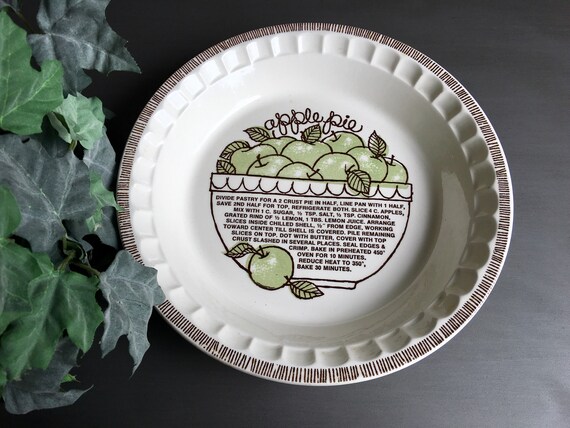 royal china jeannette pie plate