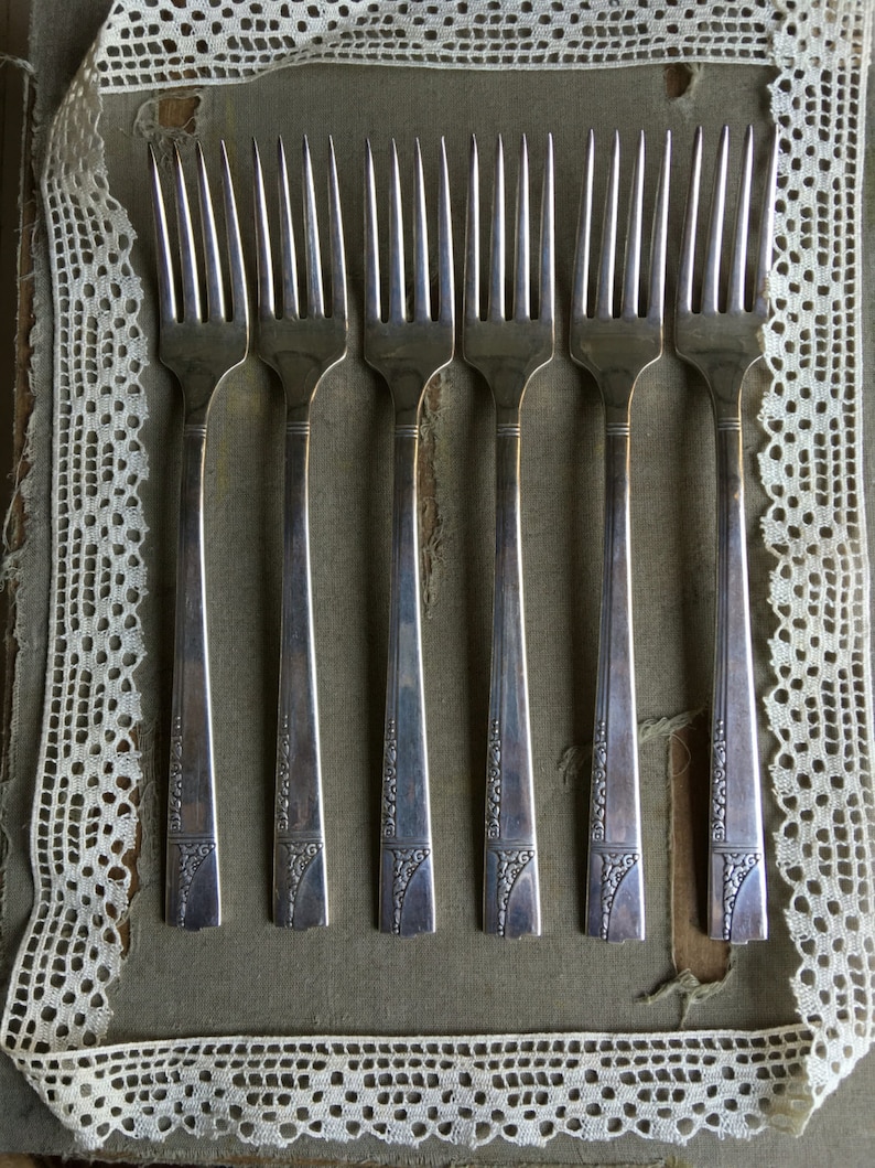 Oneida Caprice Silverplate Grille Forks Silver Nobility Plate Vintage 1937 Set ~ A2566 6