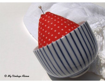 Teacup Pincushion, Vintage Pincushion