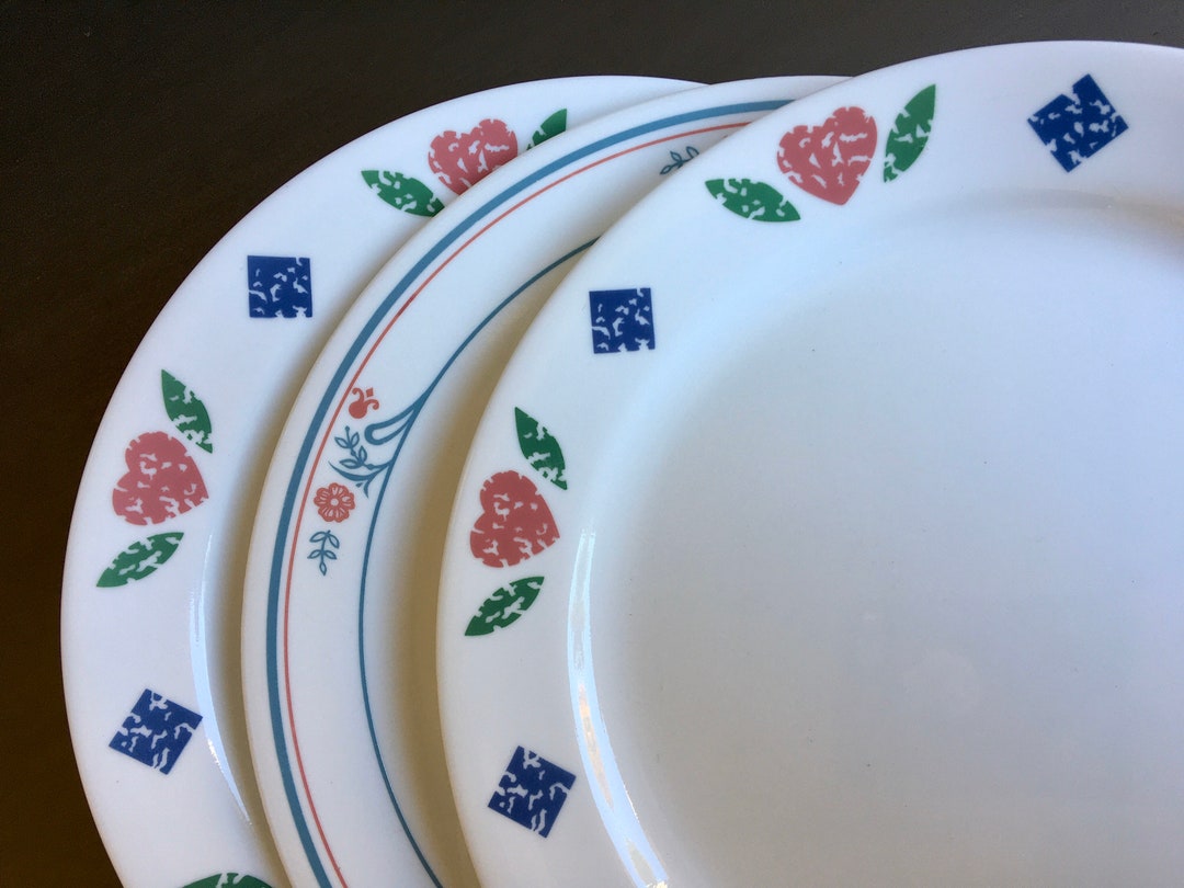 Corelle Plates, Vintage Corelle Dinner Plates, Mismatched Plate Set