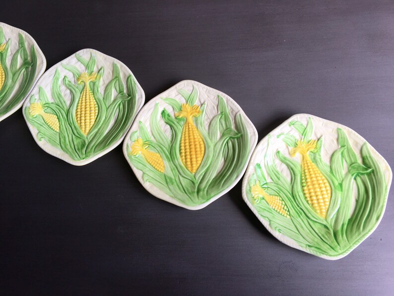 Vintage Corn Cob Plates Corn Husk Plates Corn On The Cob Etsy