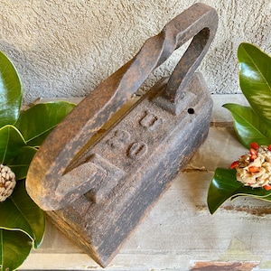 Antique Sad Iron, Cast Iron Sad Iron