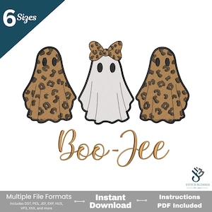 Könnte beinhalten: Drei Geisterdesigns. Zwei Geister haben ein Leopardenmuster, und einer ist weiß mit einer Leoparden-Schleife. Der Text "Boo-Jee" ist in goldener Schrift. Das Bild enthält den Text "6 Größen", "Mehrere Dateiformate", "Sofort-Download" und "Anleitungen PDF enthalten".