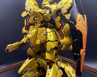 Bandai RG MSN-04 Sazabi (gold) 1:144 fully built and painted model kit