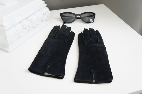 Vintage Black Suede Gloves, Black Suede Lined Glo… - image 5