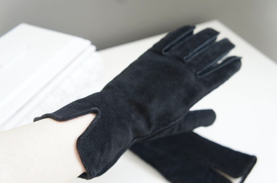 Vintage Black Suede Gloves, Black Suede Lined Glo… - image 8