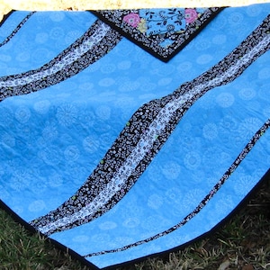 Boho Bed or Throw Quilt with Two Matching Pillow Shams, Reversible Two Quilts in One, 55x64 image 4