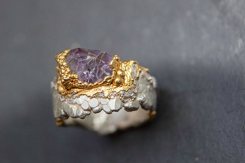 Mind Clarity silver ring with lavender amethyst in gold-plated setting image 2