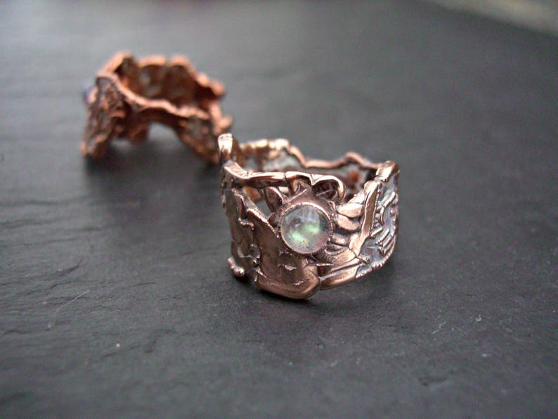 Arabesque crocheted ring with labradorite in rose gold-plated silver or gold image 5