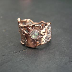 Arabesque crocheted ring with labradorite in rose gold-plated silver or gold image 1