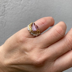 Mind Clarity silver ring with lavender amethyst in gold-plated setting image 8