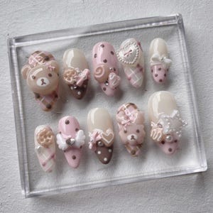 Rosa nallebjörnspressonnaglar | Coquette Kawaii-naglar | 3D-björn och rosettnagelkonst | Handgjorda söta pressonnaglar bild 1