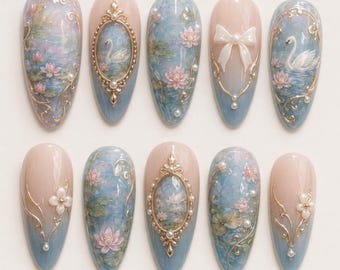 Unhas Postiças Coquette Swan Lake | Unhas Postiças Ninféia | Unhas com Moldura de Pérolas Vintage | Unhas de Gel Artesanais | Unhas Românticas Estilo Cottagecore