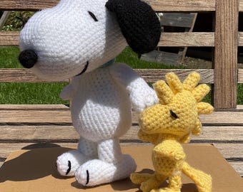 Crocheted Snoopy and Woodstock