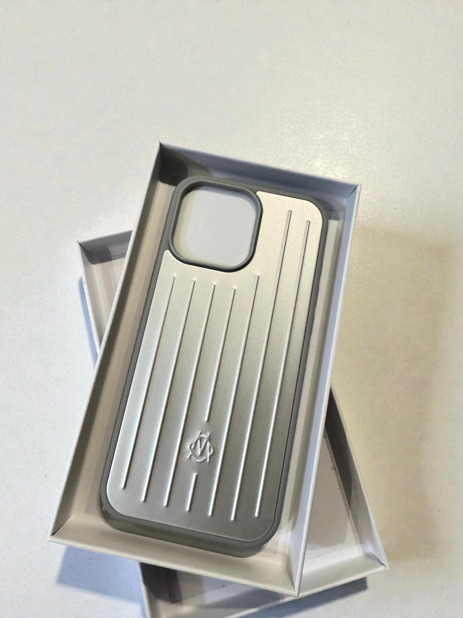 Rimowa iPhone Case 17 Pro - Etsy Canada