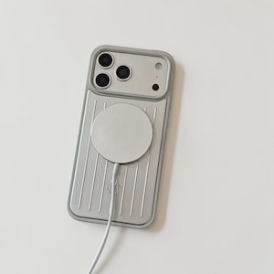 Magnetic Luxury Luggage iPhone Case – Metallic Edge Shockproof Armor Cover with MagSafe Wireless Charging for iPhone 17/16/15/14 Pro Max