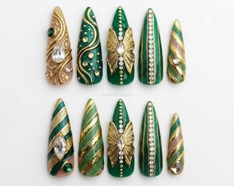 Uñas postizas Emerald Luxe / Uñas con gemas verdes y doradas 3D / Juego de uñas de lujo glamuroso hecho a mano / Elegantes uñas postizas con incrustaciones