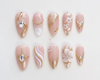 Bloom Flower White French Press On Nails Short Almond Nails/Star Nails/3d Gold Chrome Nails/White French nails/Flower Nails/Holiday Nails