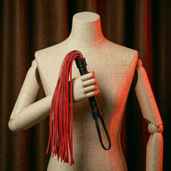 Handmade Leather Flogger Whip | Black Red 50 Tail Design | Cosplay & Controlplay Accessories | Leather Gift For Her