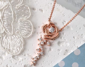 Moissanite Necklace in 925 Sterling Silver - Nature-Inspired Rose Flower Pendant - Elegant Rose Gold Handmade Wedding Jewelry