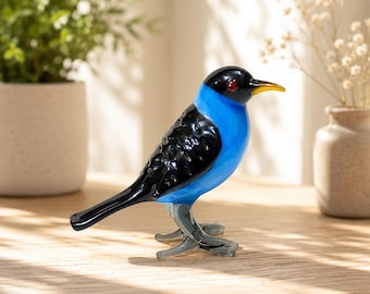 Hand Blown Glass Bird Figurine, Blue Handmade Glass Bird, Miniature Bird Sculpture, Colorful Nature Decor, Collectible Glass Art