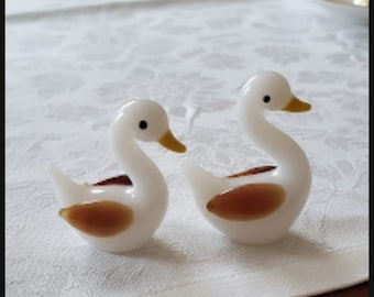 Artisan Glass Duck With Top Hat in Gift Box • Decoration