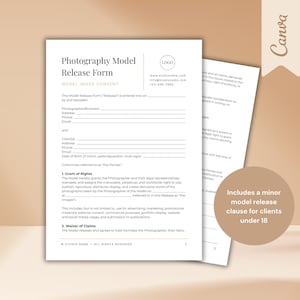 Könnte beinhalten: Ein Foto-Model-Freigabeformular mit dem Text „MODEL IMAGE CONSENT“ oben. Das Formular enthält Abschnitte für Fotografen- und Kundeninformationen sowie eine Rechteübertragung. Eine kreisförmige Grafik besagt: „Enthält eine Klausel zur Freigabe von Minderjährigen für Kunden unter 18 Jahren“.