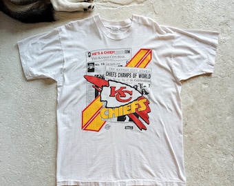 Vintage 90s Kansas City Chiefs T-Shirt | Size XL | Single Stitch Front Pages Shirt Top
