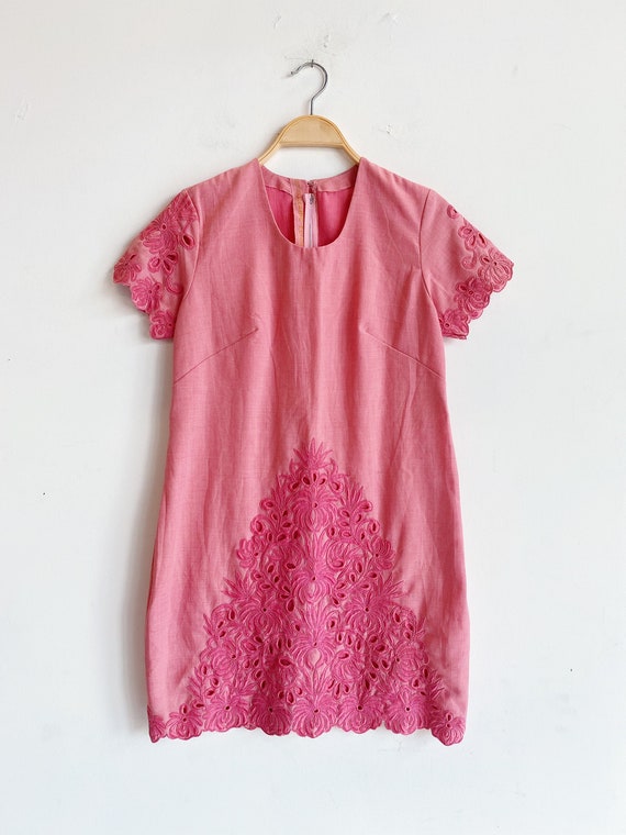 Vintage 50s 60s Handmade Pink Embroidered Mini Dr… - image 4
