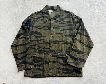 Medium Vintage 70s Tiger Stripe Camo Hunting Jacket Shirt Cotton 