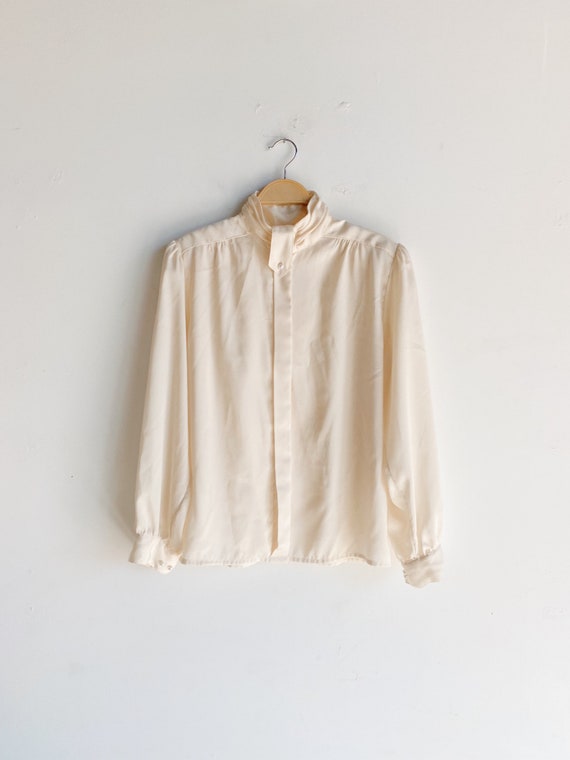 70s 80s Ivory Cream Embossed Blouse Shimmery Shiny