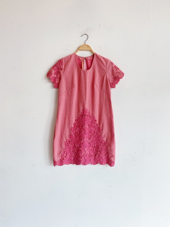 Vintage 50s 60s Handmade Pink Embroidered Mini Dr… - image 2