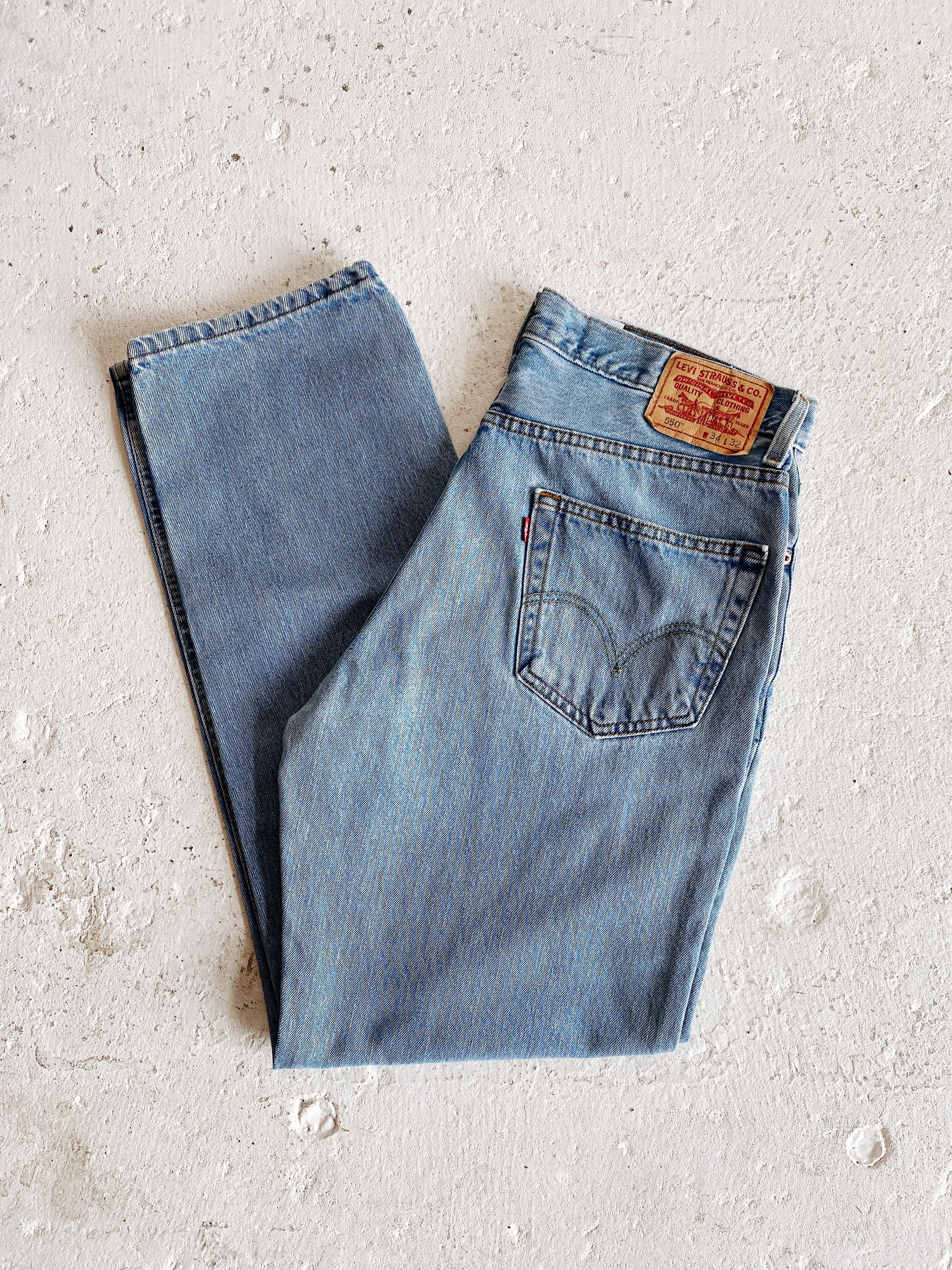 Levis 550 Size 33 X 32 Relaxed Fit 