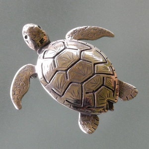Sea Turtle Brooch - sterling silver