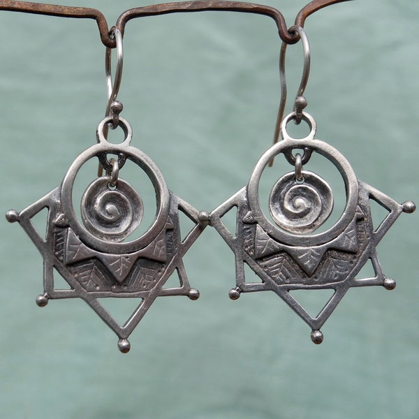 Forest Mandala Earrings - five point - tribal style earrings