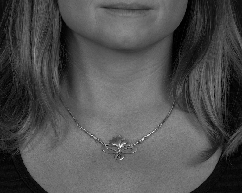 Lotus Necklace sterling silver image 3