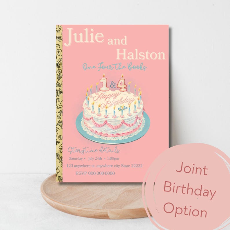 以下が含まれることがあります： ピンク色の背景に「Julie and Halston」「One Four the Books」の文字と、1と4の形をしたキャンドルがのった白いケーキが描かれた長方形の誕生日招待状。左側の縁には黄色い花柄があしらわれています。