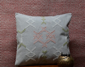 Handwoven Sabra Pillow - Moroccan Kilim Pillow | Vintage Boho Cushion Patterned Decorative Pillow for Couch & Home Decor Gift for Her Him