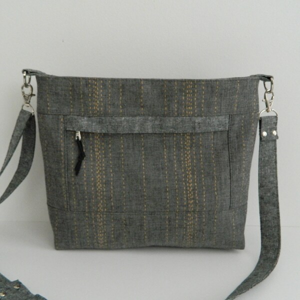 striped linen crossbody bag, handbag, purse, metal zipper closure, front & interior zipper pockets, slip pockets, adjustable strap