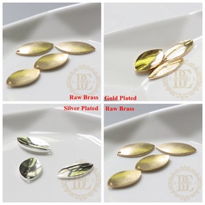Brass Base / Curved / Oval / Charm (C4190)