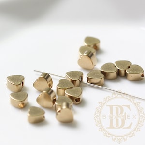 30 Pieces / Heart Spacer / Spacer / Raw Brass (C4196)