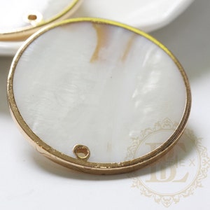 One Piece / Shell / Framed Shell / Round / Semiprecious Stone / Hanger 40mm (G170)