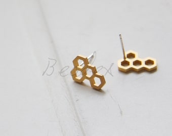 2 Pieces / Matte Gold Plated / Brass Base / Real Gold / Earring Post with Sterling Silver Pin / Honeycomb (C3146//K450)