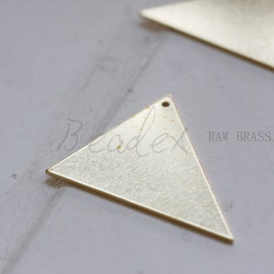 10 piezas / latón crudo / base de latón / encanto / / triángulo / geometría (C3117//P411)