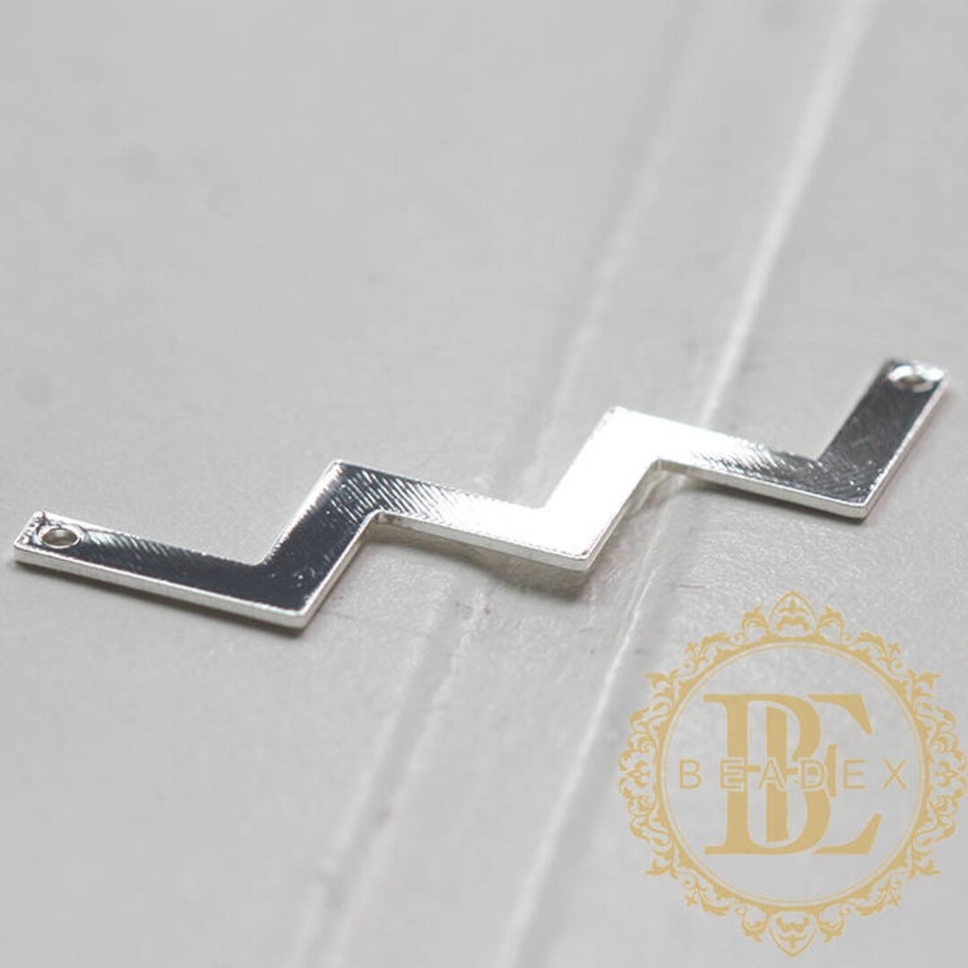 One Piece / Real Silver Plated / Brass Base / Charm