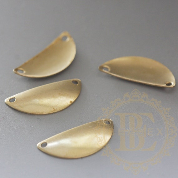 Brass Base / Charm / Curved / Crescent Link / Geometry